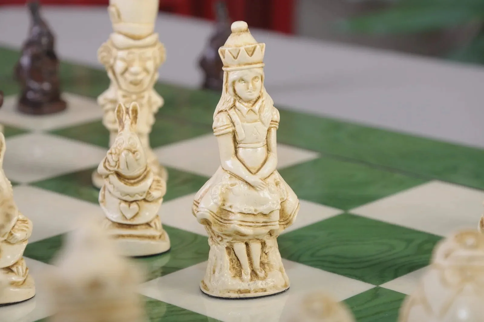 Alice in Wonderland Chess Pieces - 3.5" King - Brown & Natural - Image 2