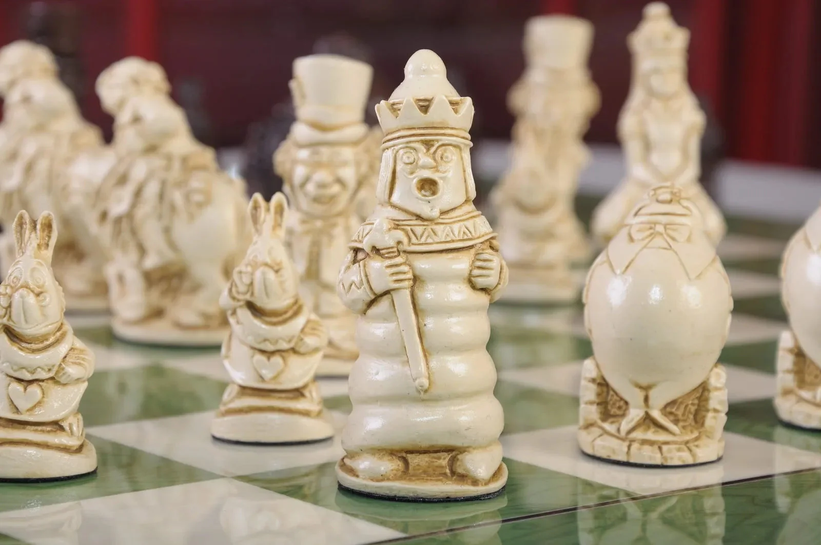 Alice in Wonderland Chess Pieces - Brown & Natural - Image 4