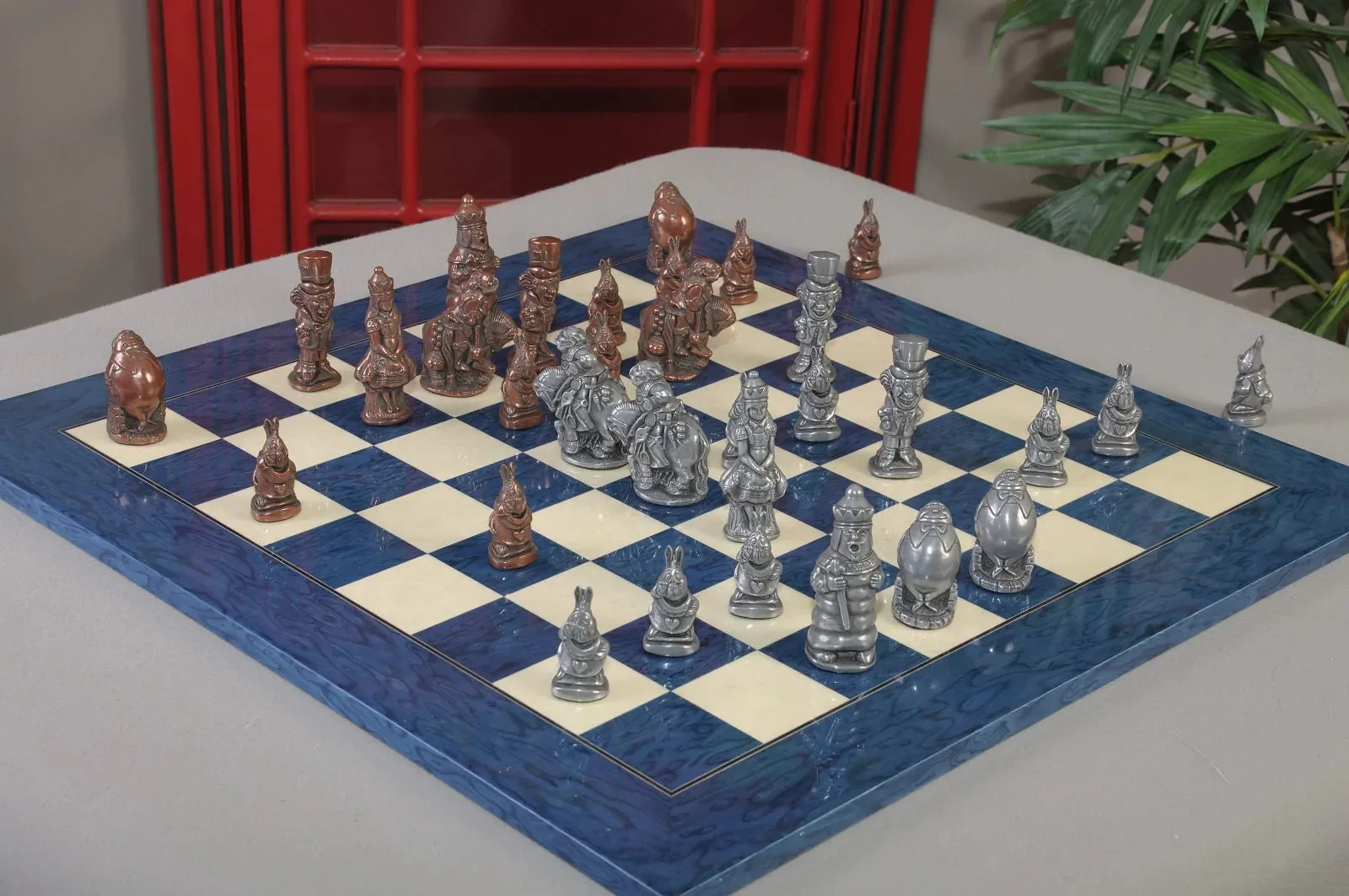 Alice in Wonderland Chess Pieces - Metal - Image 2