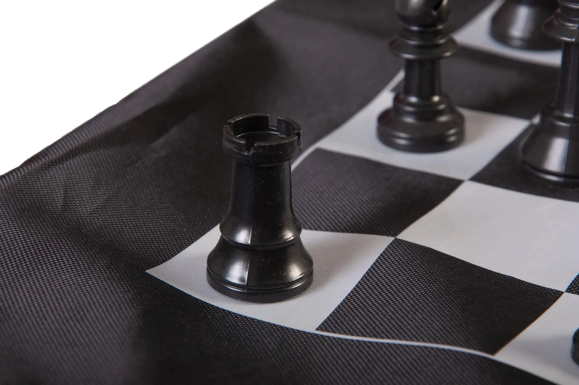 Analysis Chess Pieces and Cinch Chess Board Bag Combo - Image 11