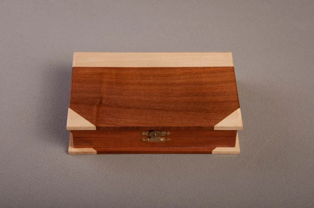 BOOK WOODEN MAGNETIC Travel Chess Set - SMALL - Image 3
