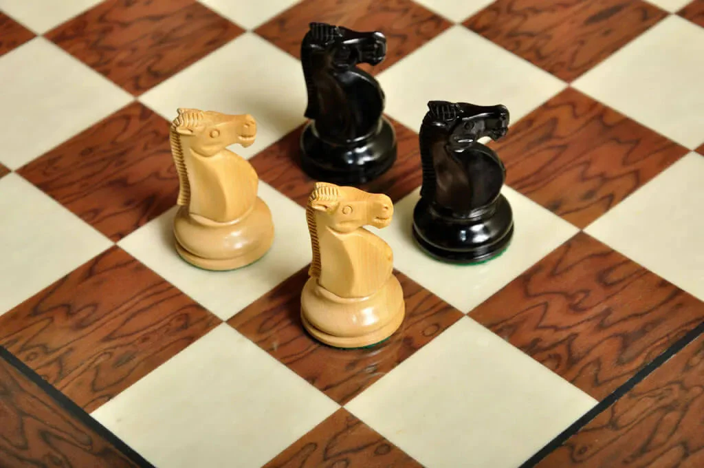 Brown Erable and Bird's Eye Maple Standard Traditional Chess Board - Image 2