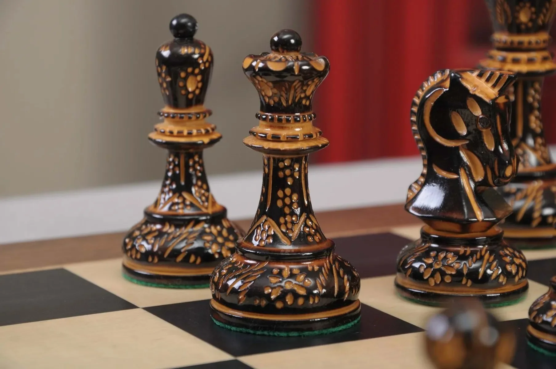 The Burnt Dubrovnik Series Chess Set, Box, & Board Combination - Image 8