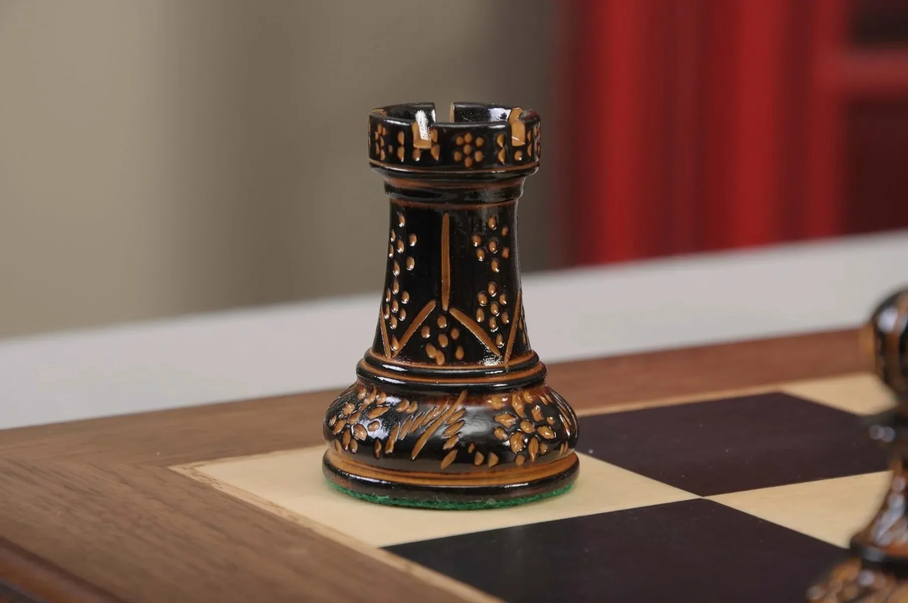 The Burnt Dubrovnik Series Chess Set, Box, & Board Combination - Image 9