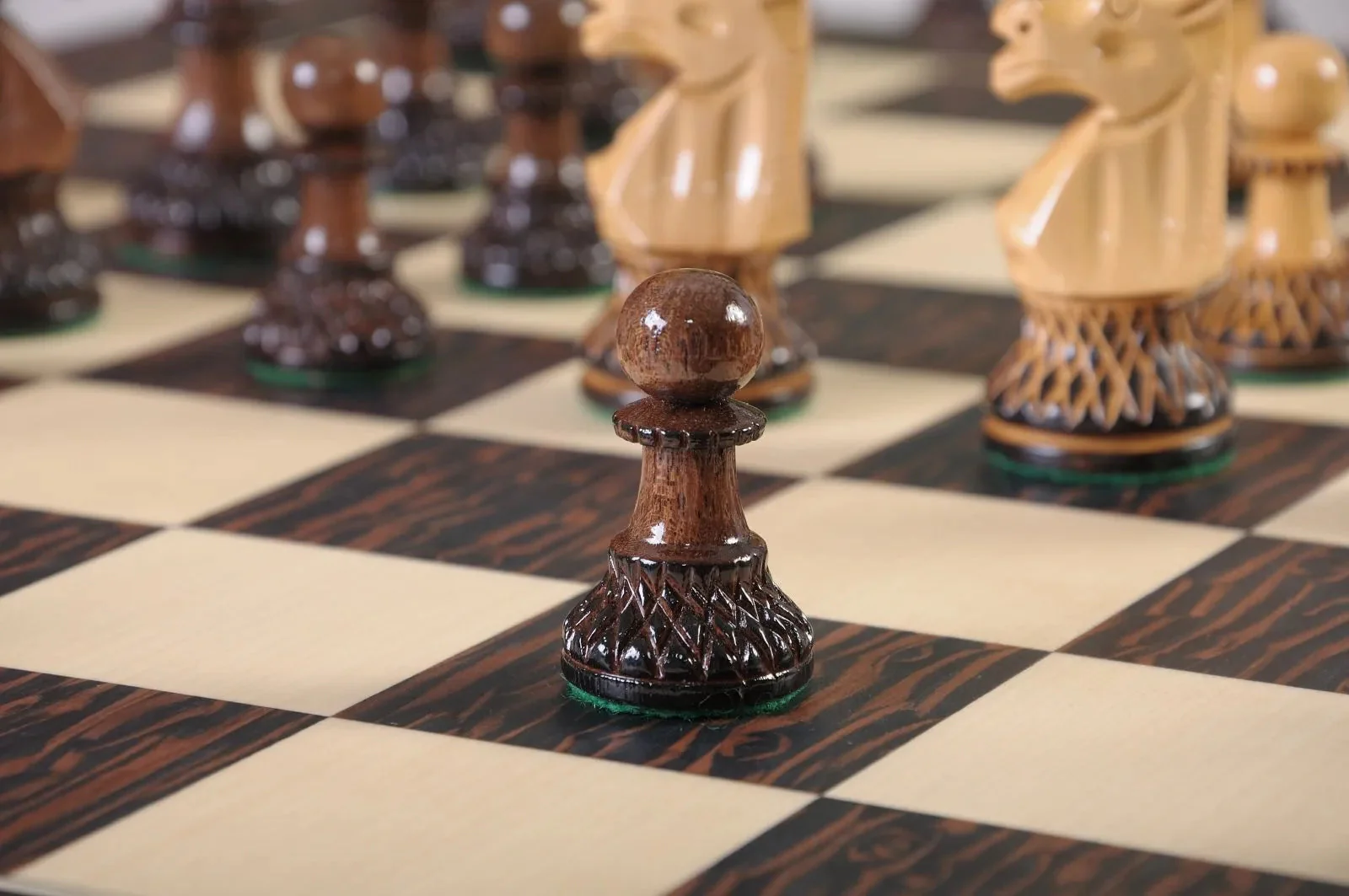 The Burnt Golden Rosewood Club Series Chess Pieces - 3.75" King - Image 10