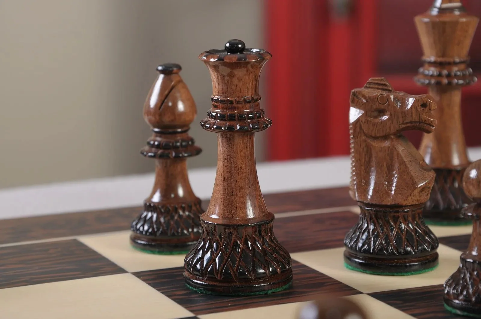 The Burnt Golden Rosewood Club Series Chess Pieces - 3.75" King - Image 12