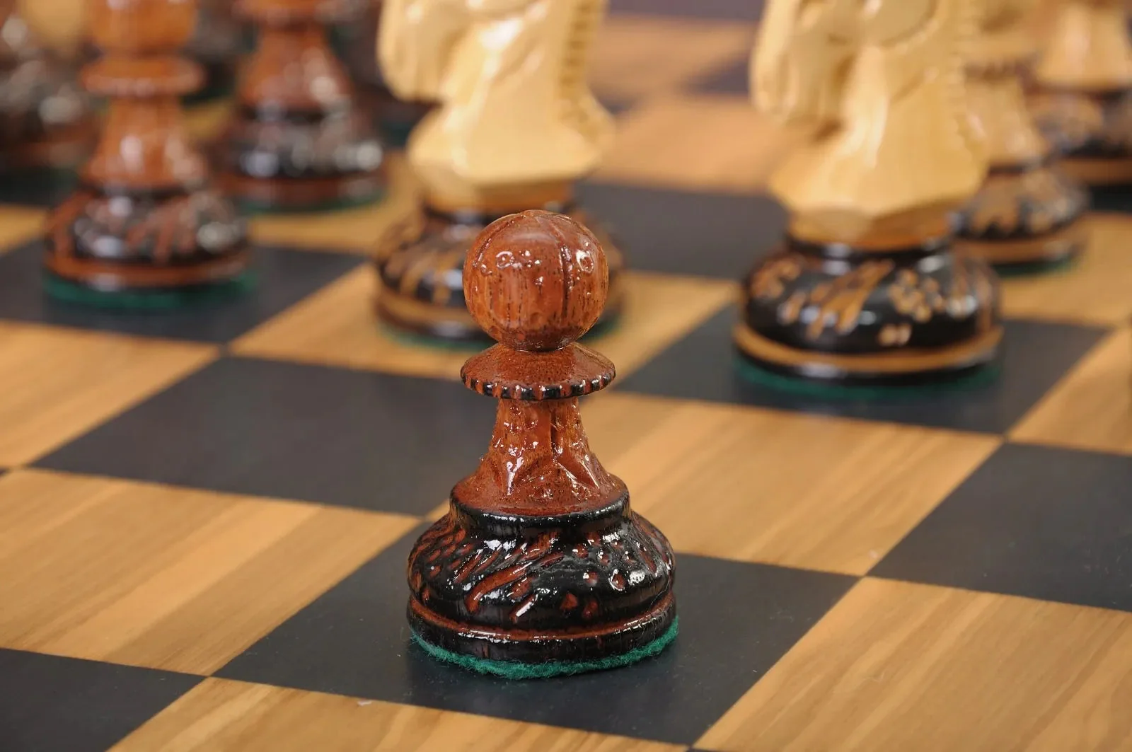 The Burnt Golden Rosewood Dubrovnik Series Chess Set, Box, & Satin Board Combination - Image 6