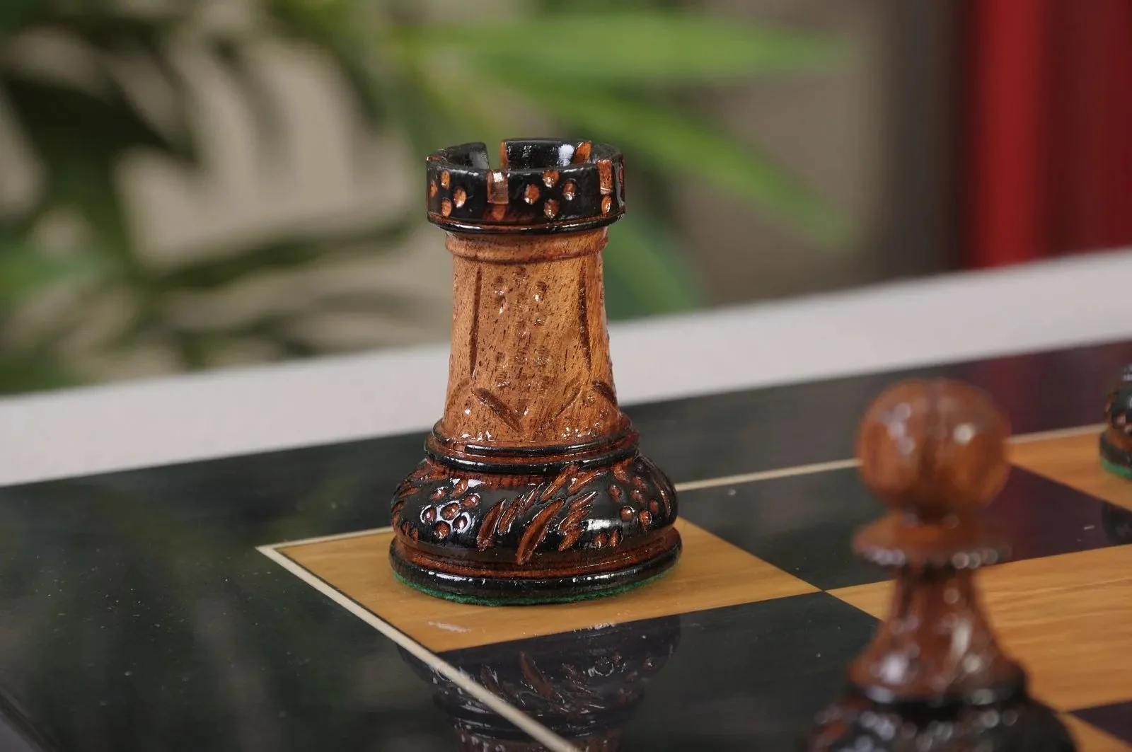 The Burnt Golden Rosewood Dubrovnik Series Chess Set, Box, & Gloss Board Combination - Image 9