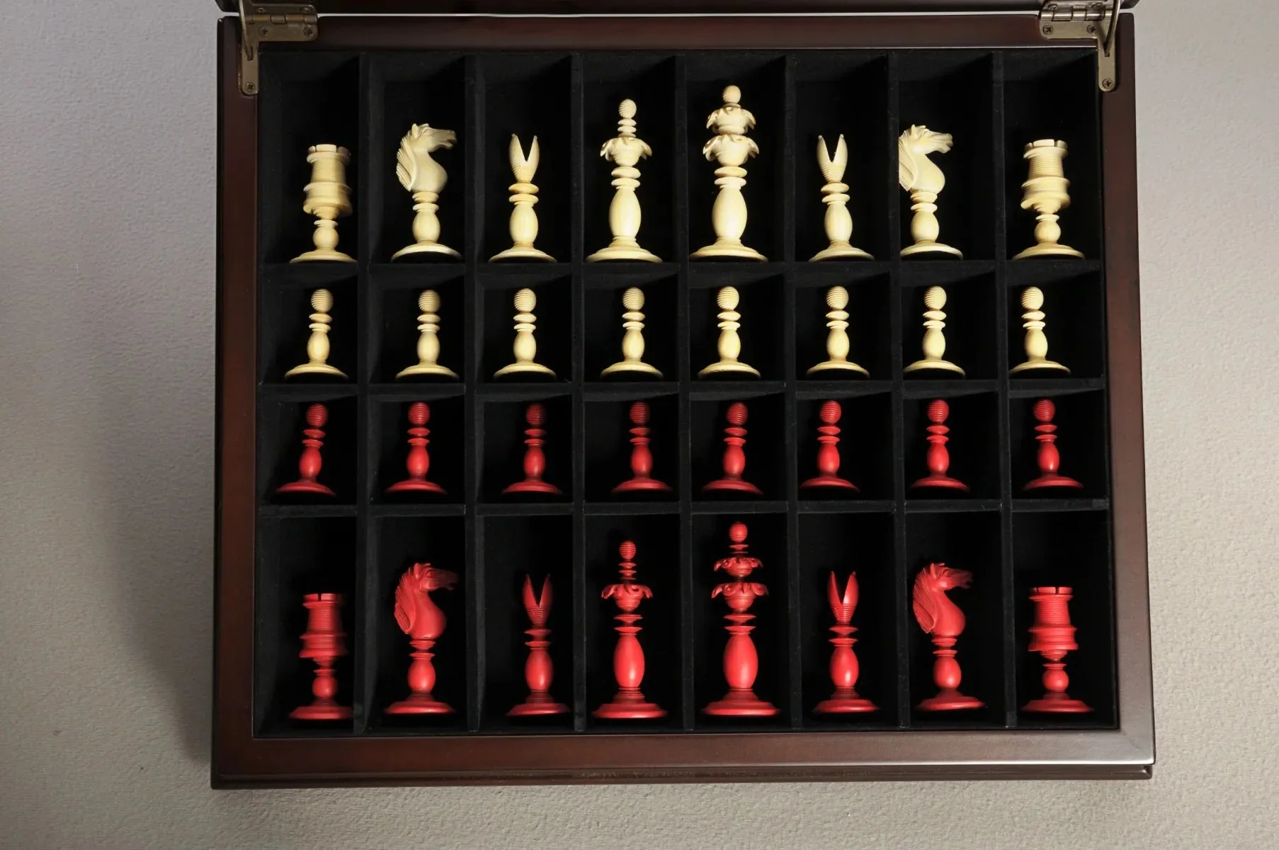 Calvert Chess Pieces - Image 3