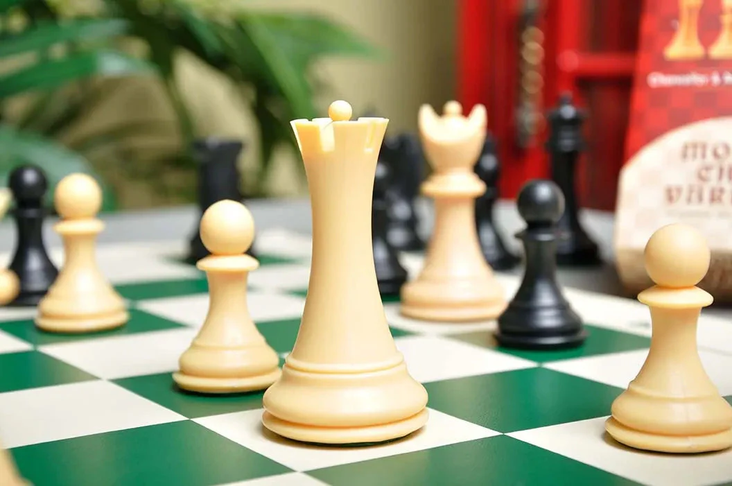 The Collector Series Plastic Chess Pieces - 3.75" King - Black & Natural - Image 2