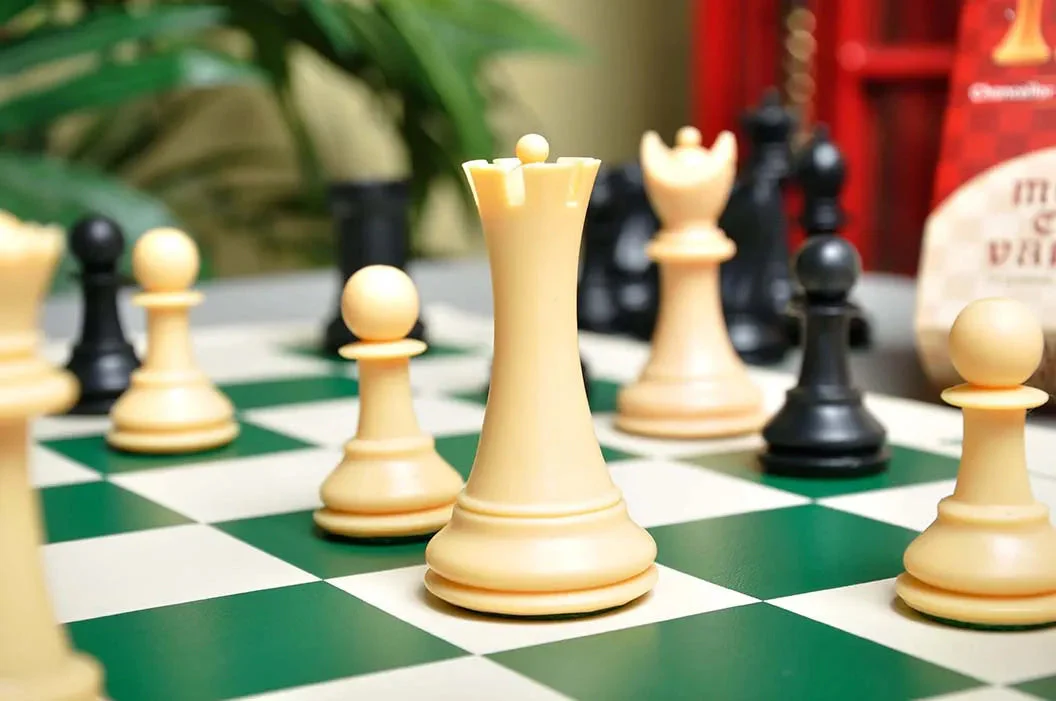 The Marshall Series Plastic Chess Pieces - 3.75" King - Black & Natural - Image 2