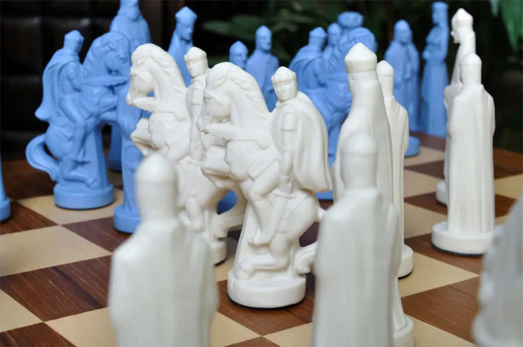 The Camelot Series Luxury Porcelain Chess Set - 5.0" King - Image 2