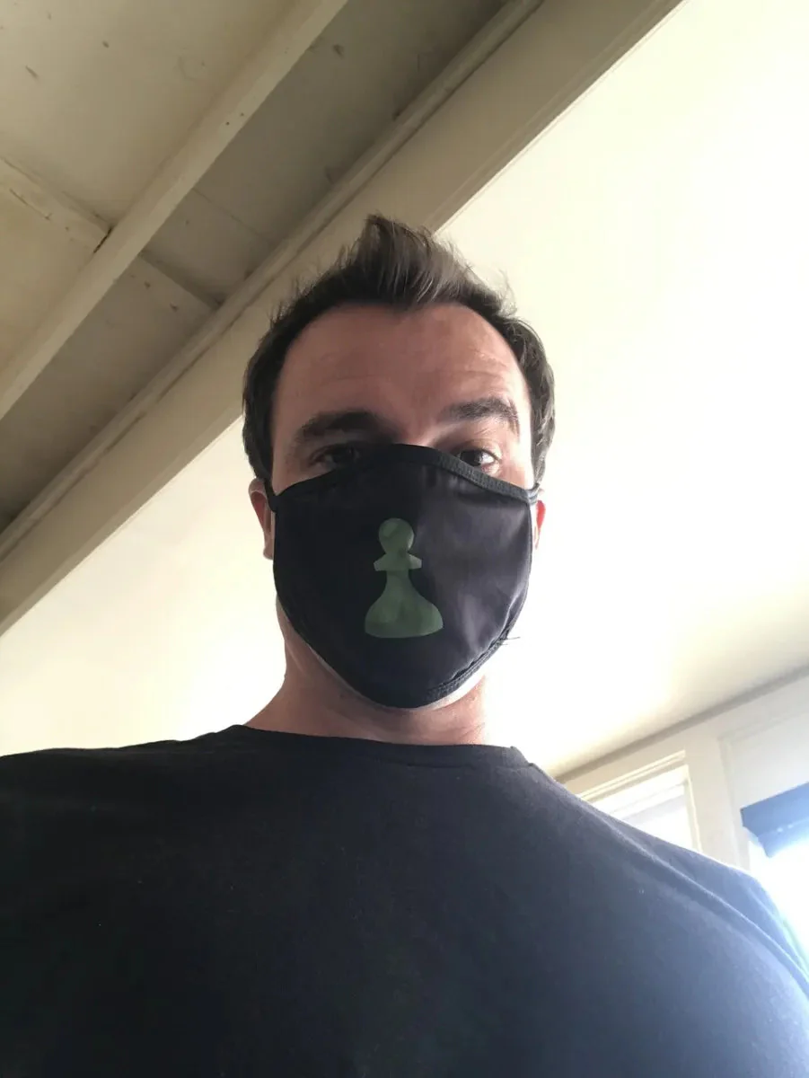 Chess.com Branded Mask - Image 3