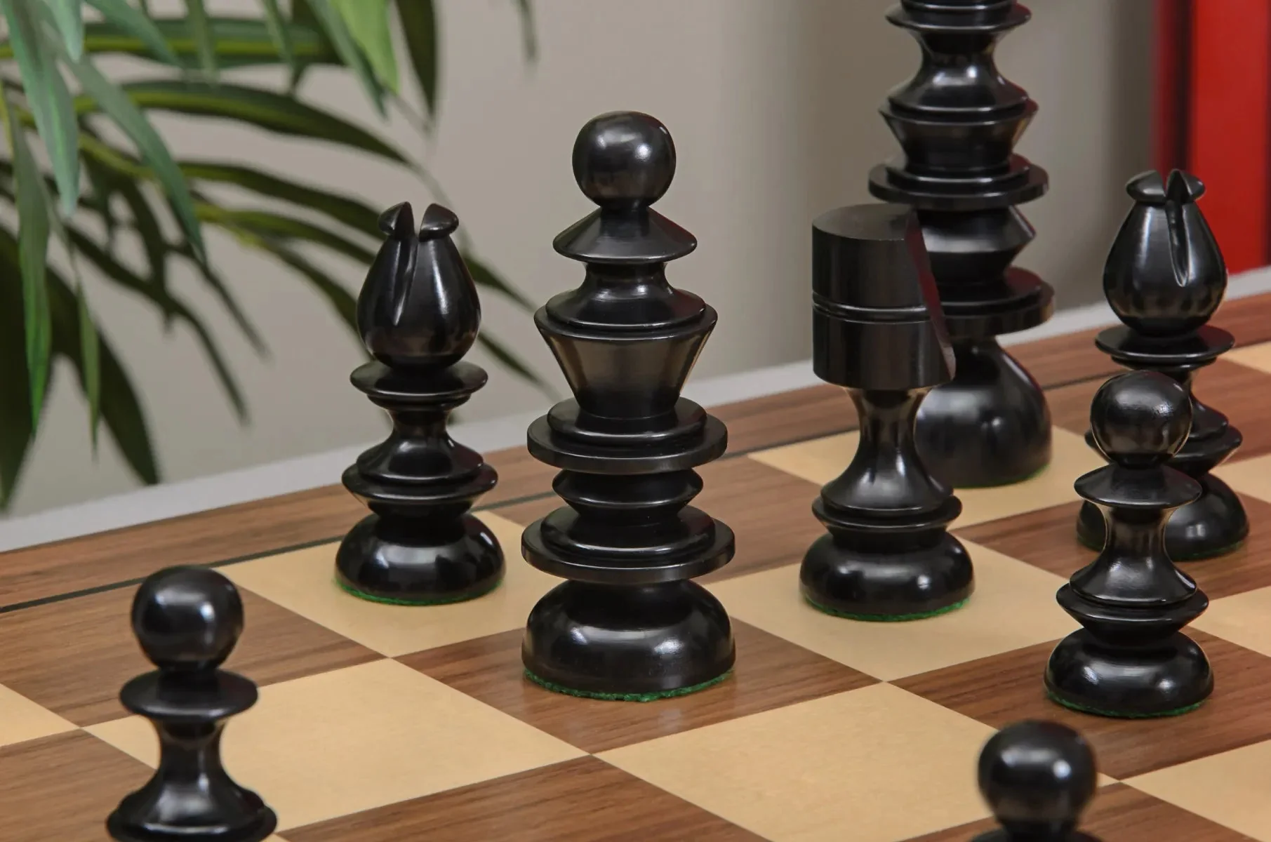 CLEARANCE - The Georgian Series Timeless Chess Pieces - 4.4" King - Image 11