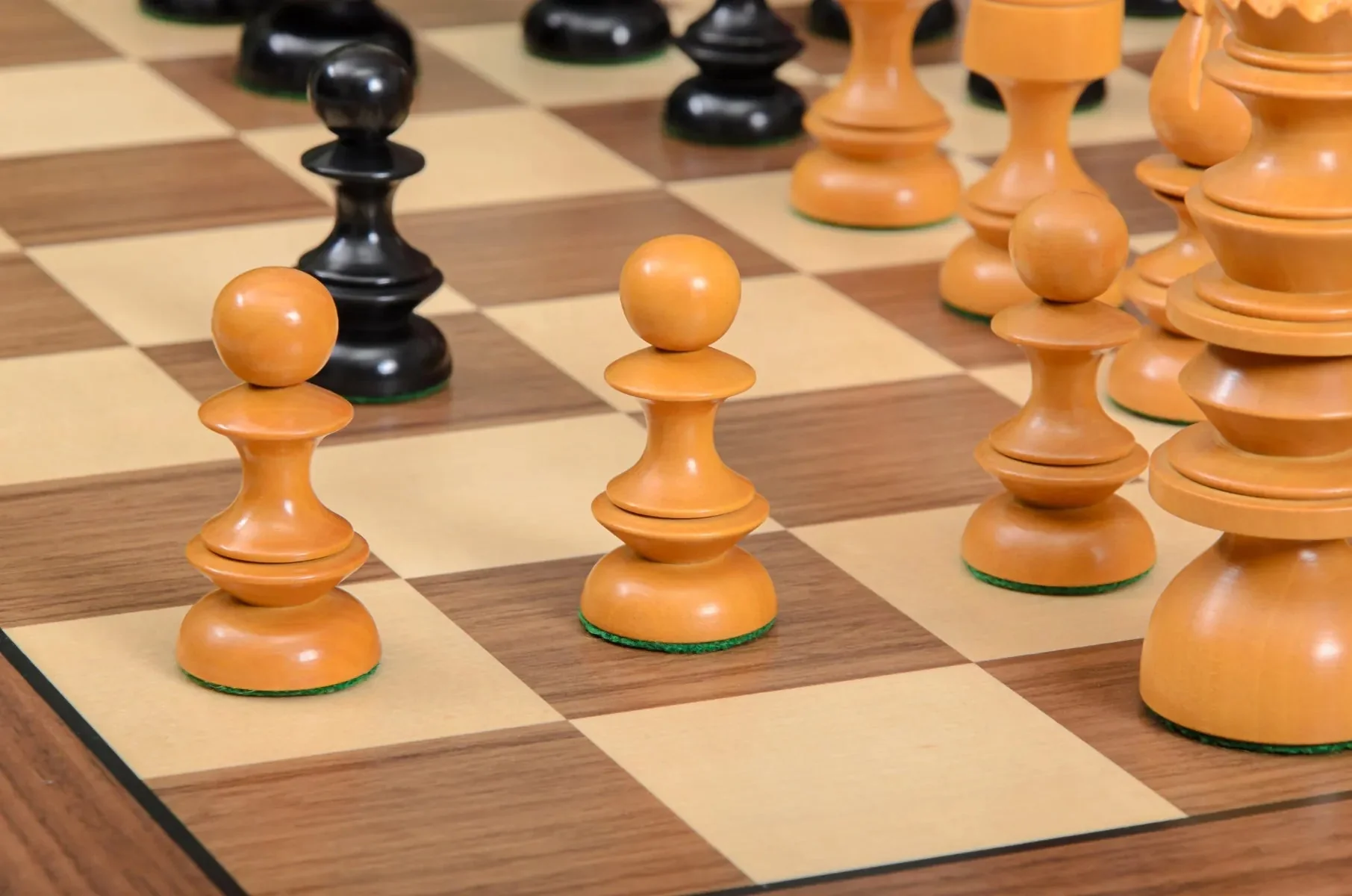 CLEARANCE - The Georgian Series Timeless Chess Pieces - 4.4" King - Image 12