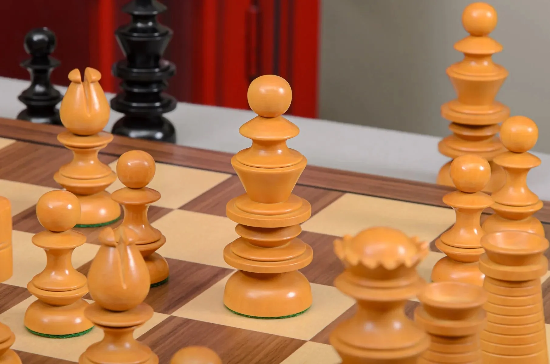 CLEARANCE - The Georgian Series Timeless Chess Pieces - 4.4" King - Image 4