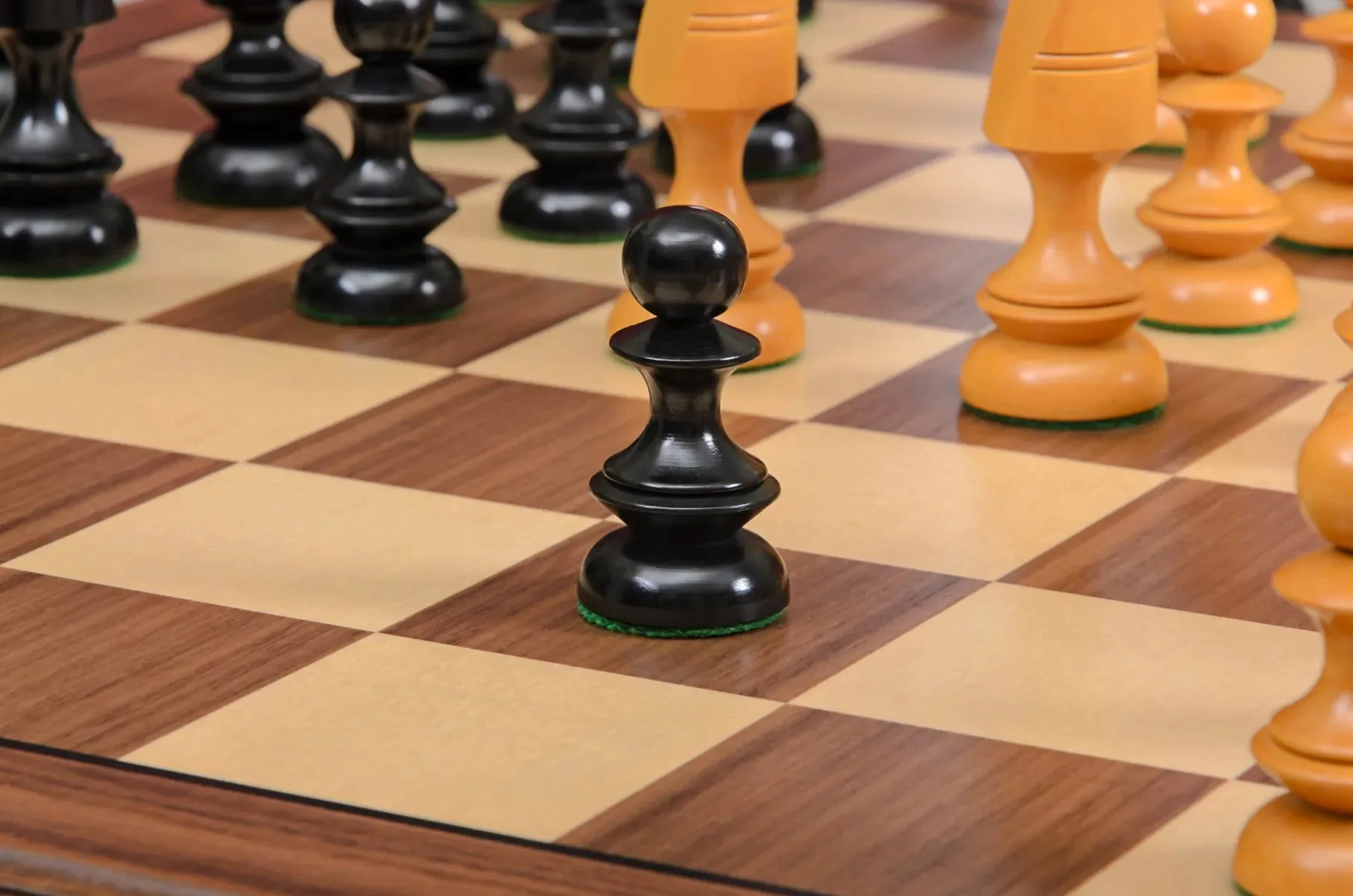 CLEARANCE - The Georgian Series Timeless Chess Pieces - 4.4" King - Image 7