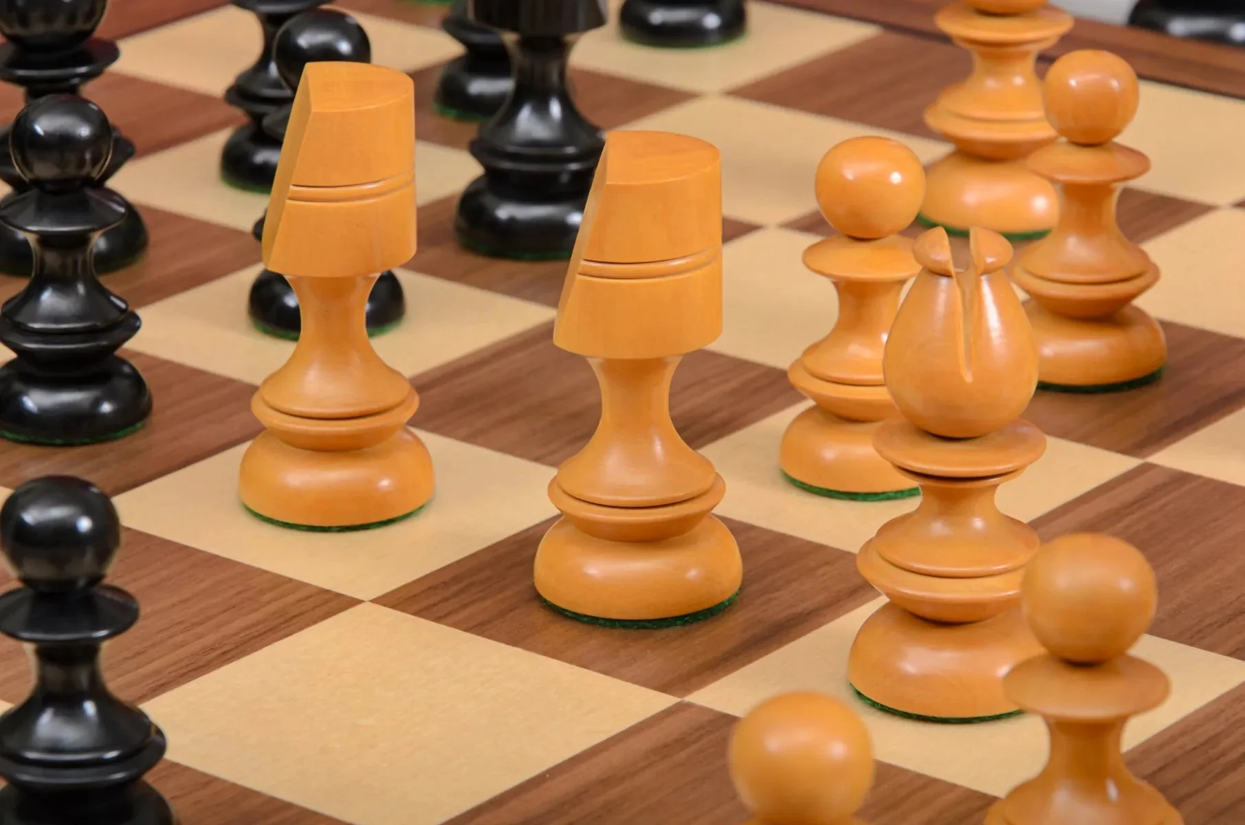 CLEARANCE - The Georgian Series Timeless Chess Pieces - 4.4" King - Image 8