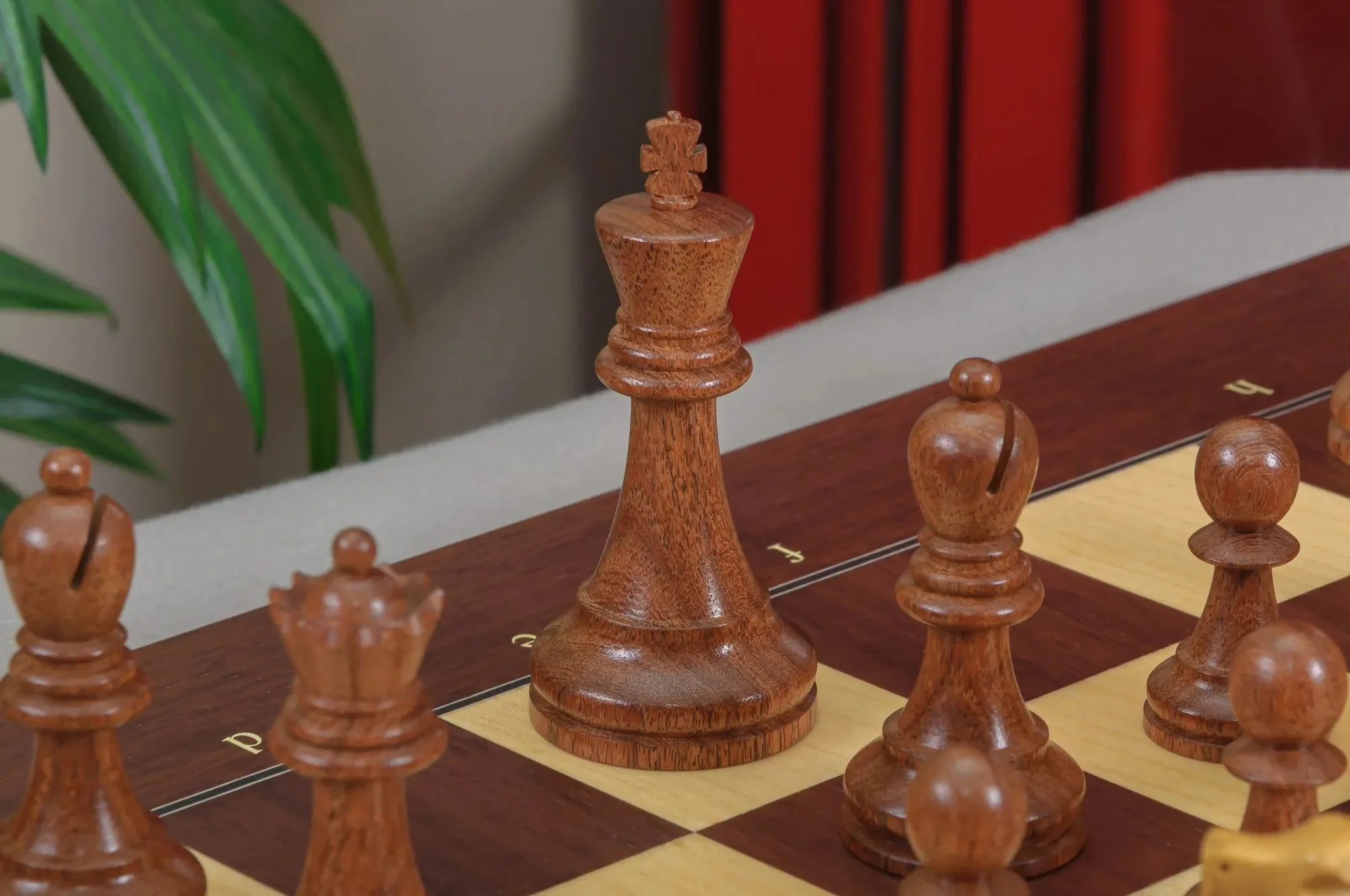 The DGT Projects Enabled Weighted Electronic Chess Pieces - Fischer Spassky Series - 3.75" King - Image 8