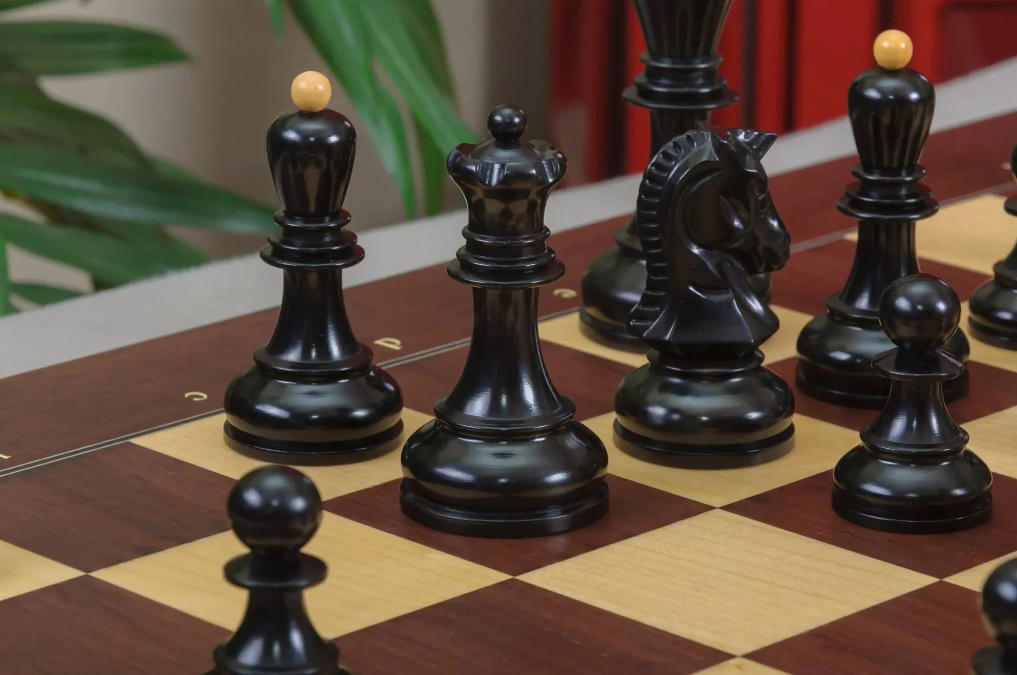The DGT Projects Enabled Weighted Electronic Chess Pieces - Dubrovnik Series - 3.75" King - Image 10