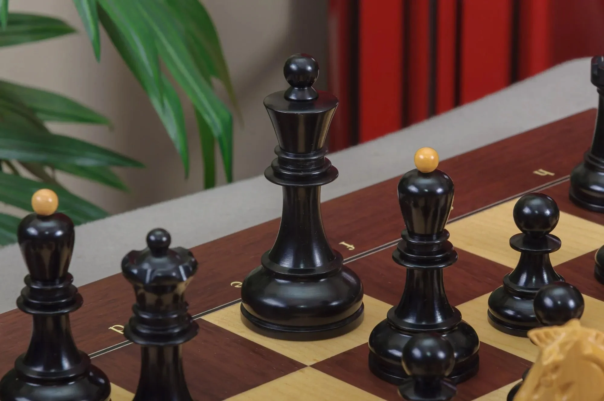 The DGT Projects Enabled Weighted Electronic Chess Pieces - Dubrovnik Series - 3.75" King - Image 16