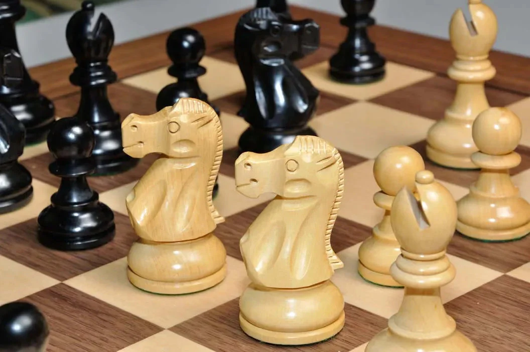 The DGT Projects Electronic Chess Board (E-Board) - USB Connection - Image 2