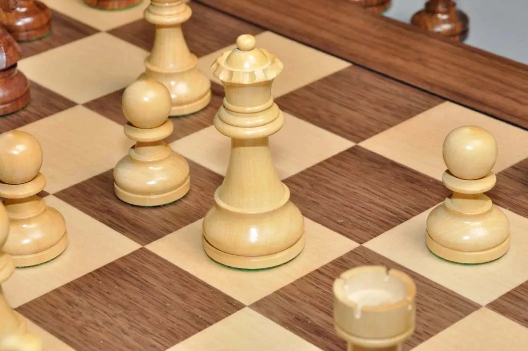 DGT Projects - USB Walnut Board with Timeless Chess Pieces - Image 5