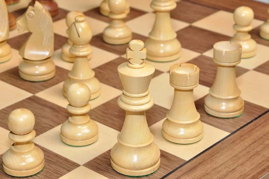 DGT Projects - USB Walnut Board with Timeless Chess Pieces - Image 8