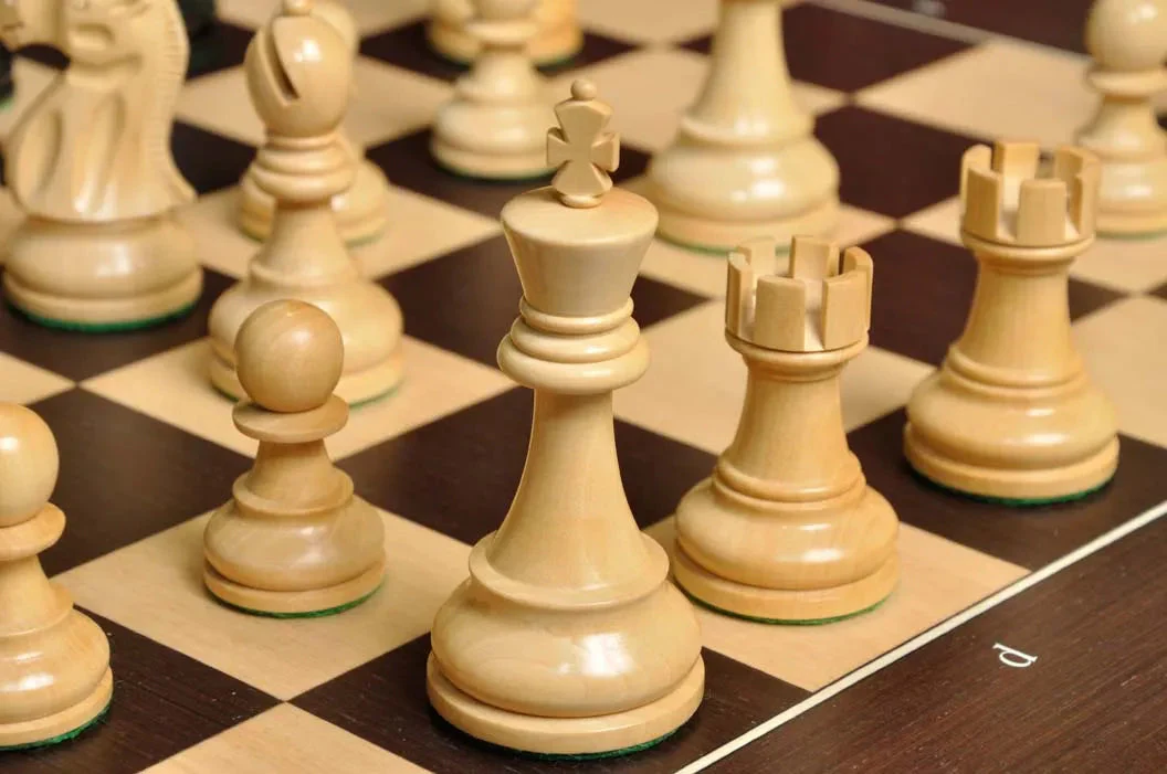 DGT Projects - USB Wenge Board with Classic Chess Pieces - Image 8