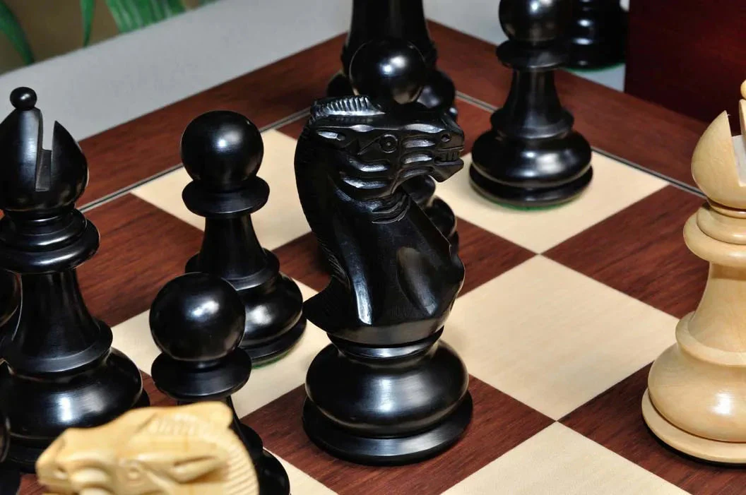 Ebonized Boxwood and Natural Boxwood