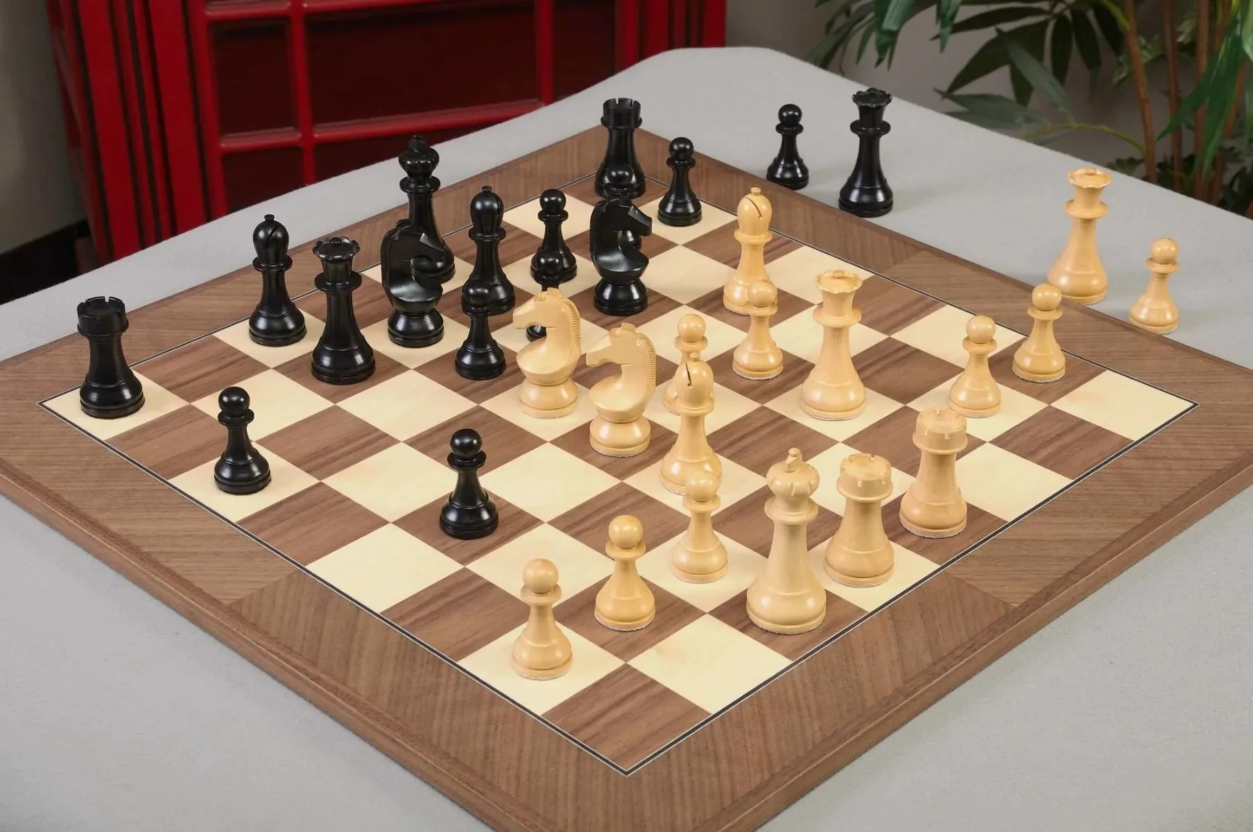 FIDE Official World Championship of Chess Series Pieces-3.75" King - Image 2