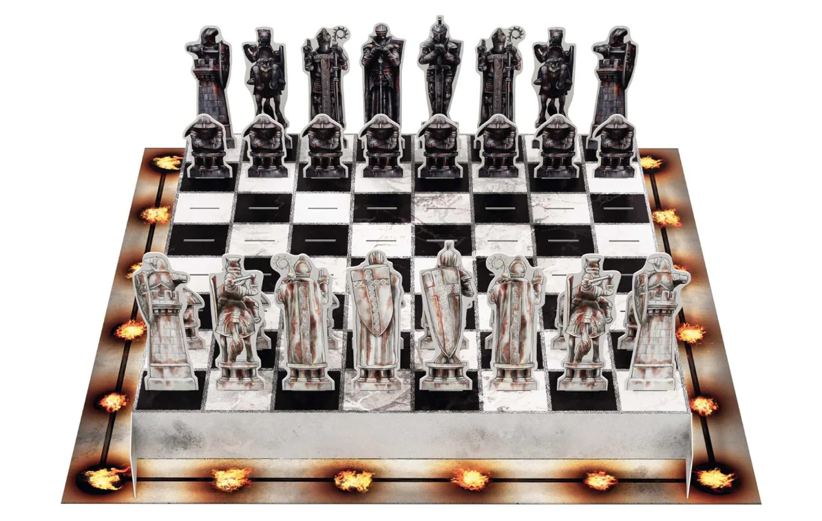 Harry Potter: The Pocket Pop-Up Wizard Chess Set – HARDCOVER - Image 4