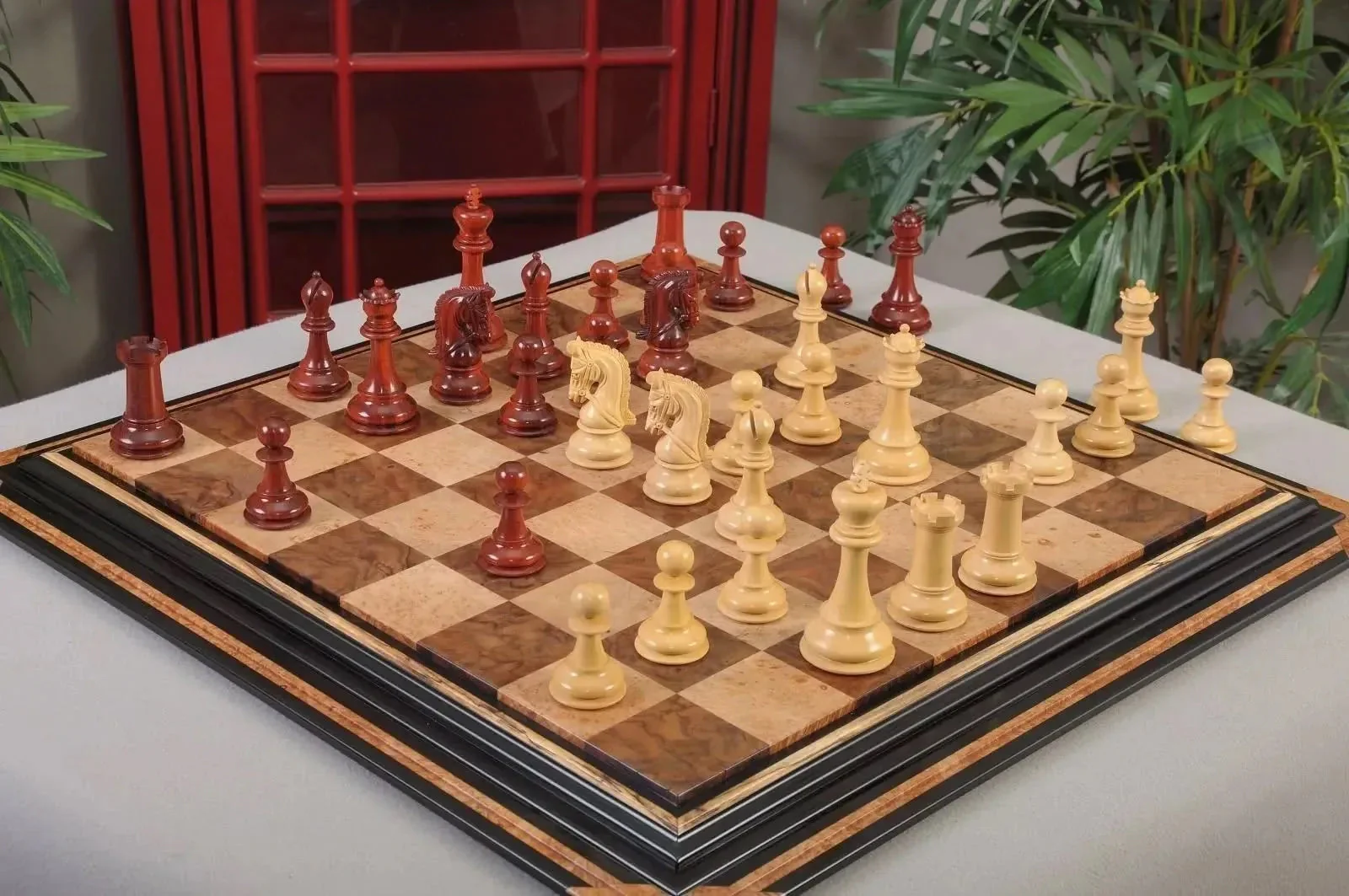 IMPERFECT - 4.4" Sultan - BLOOD ROSEWOOD / BOXWOOD - Wood Chess Pieces