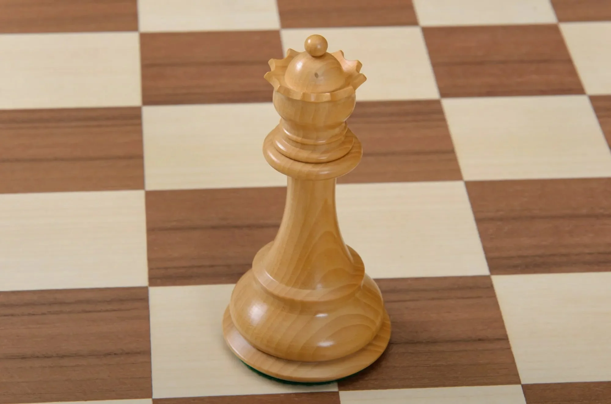 IMPERFECT - 4.4" Sultan - BLOOD ROSEWOOD / BOXWOOD - Wood Chess Pieces - Image 3