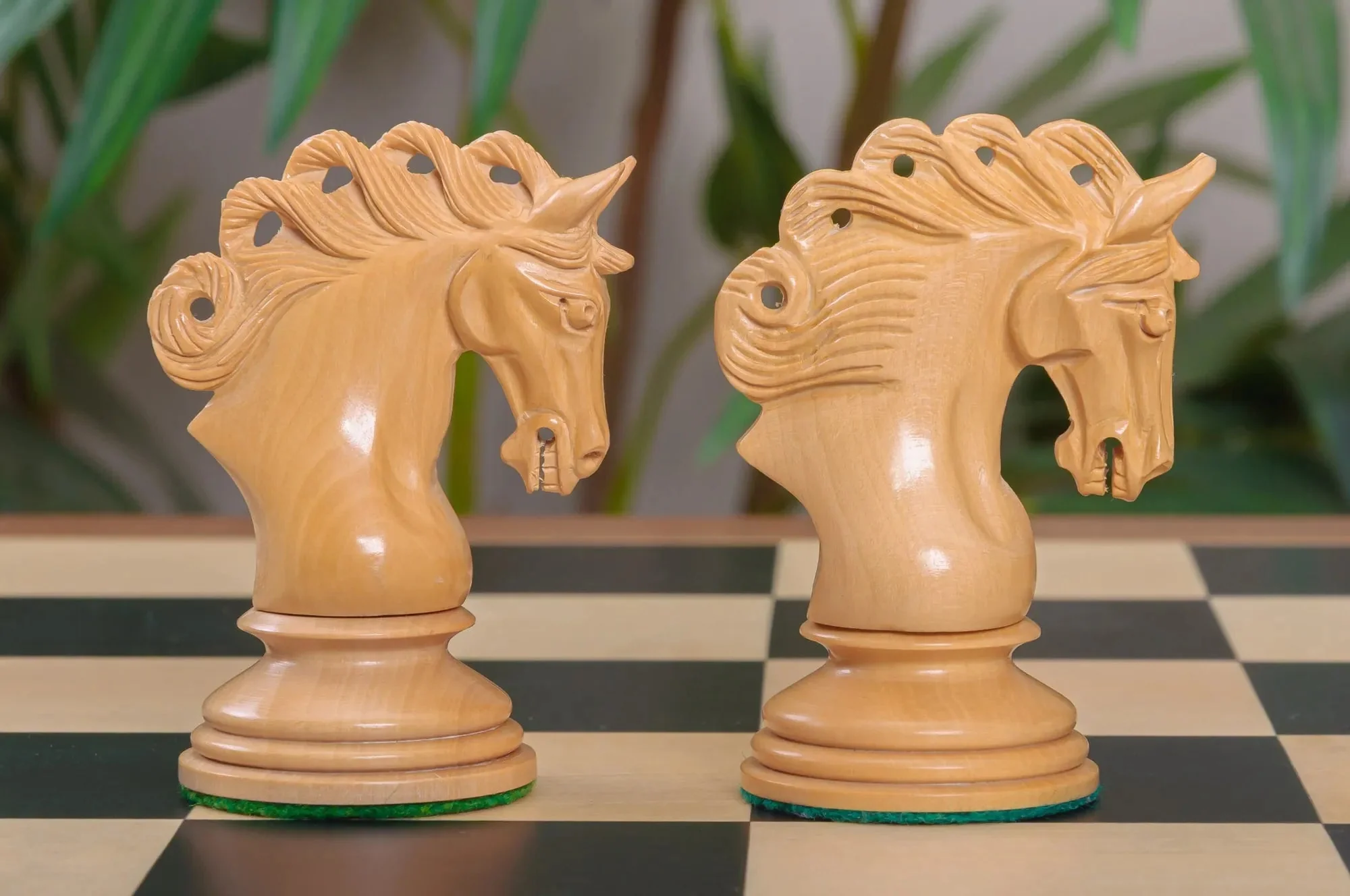 IMPERFECT - 4.4" Westminster - GENUINE EBONY / BOXWOOD - Wood Chess Pieces - Image 2