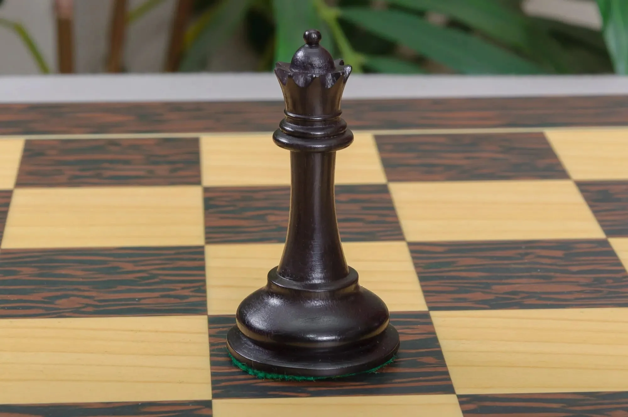 IMPERFECT - 4.0" Aversa - GENUINE EBONY / BOXWOOD - Wood Chess Pieces - Image 3