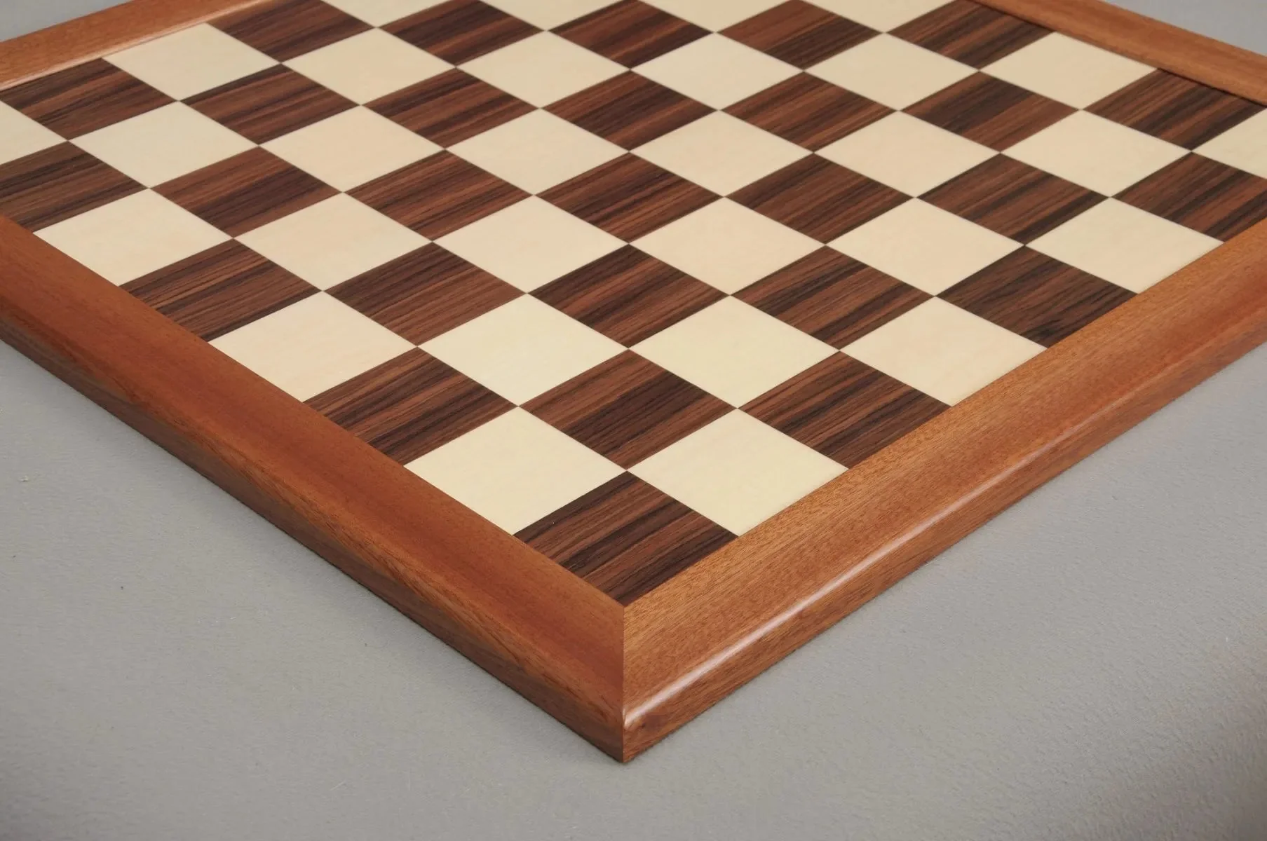 Indian Rosewood and Holly Superior Traditional Chess Board - Image 2
