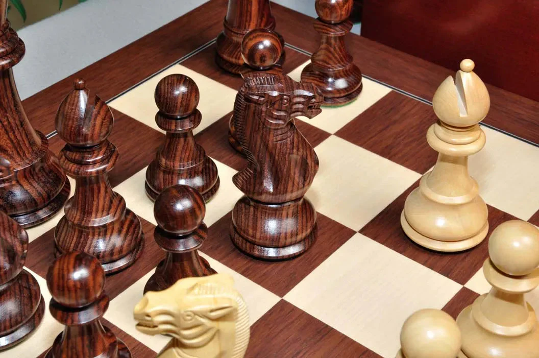Indian Rosewood and Natural Boxwood