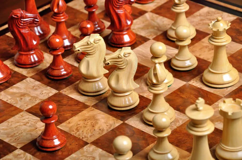 The Isernia Series Luxury Chess Pieces - 4.4" King - Image 19