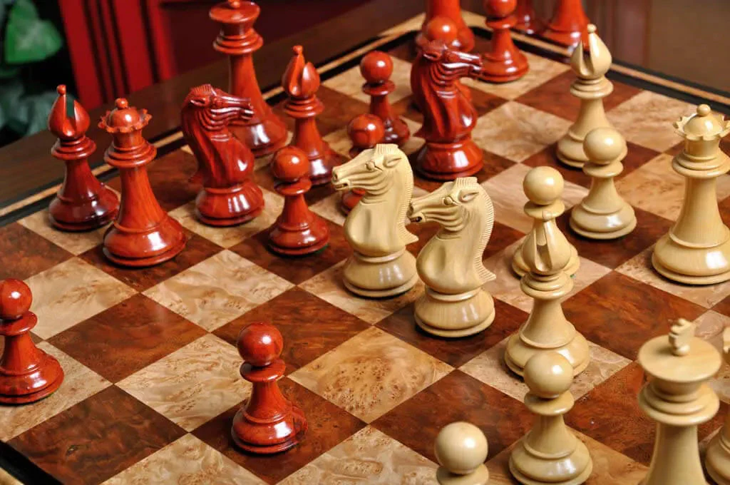 The Isernia Series Luxury Chess Pieces - 4.4" King - Image 26