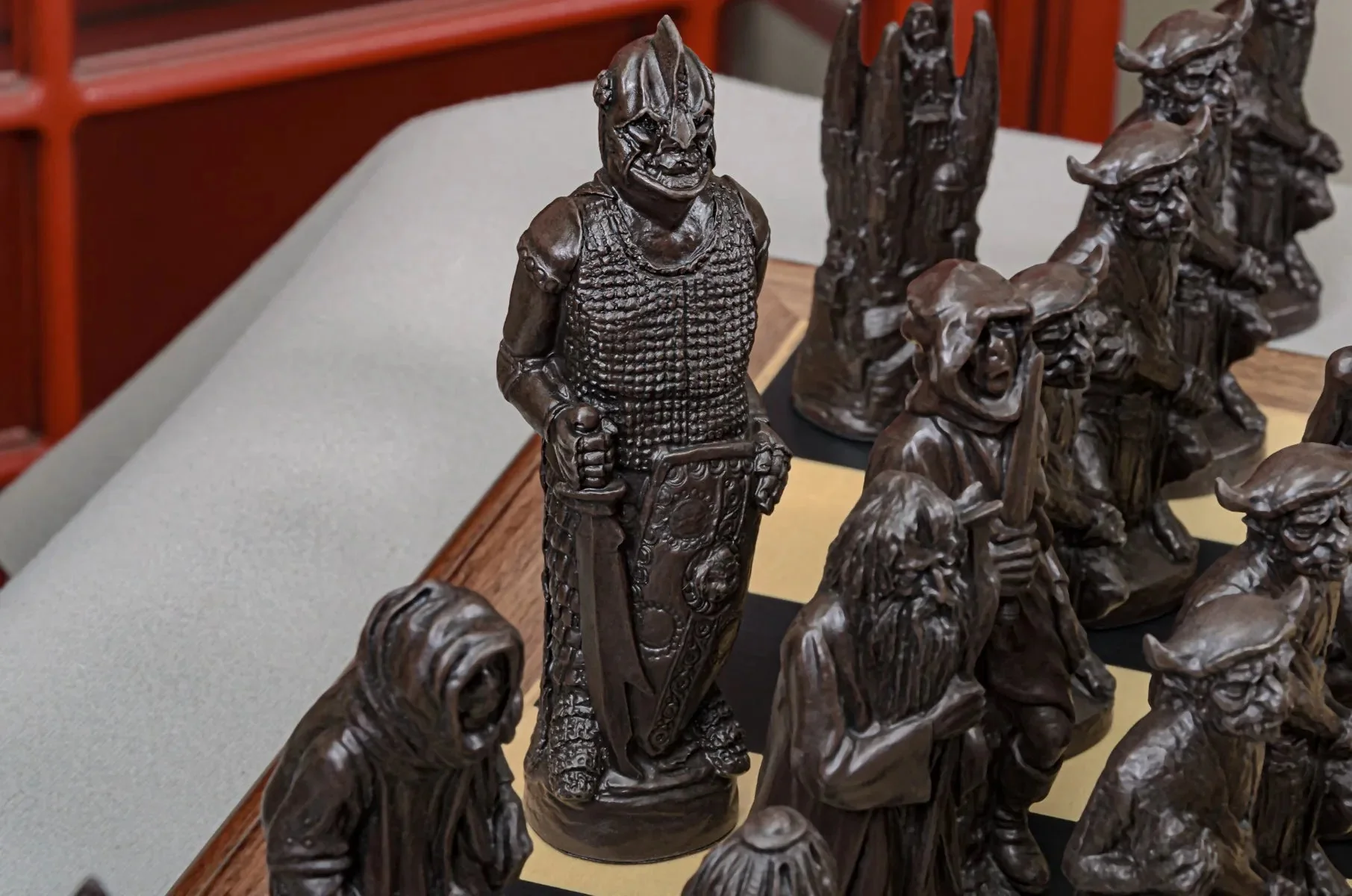 The Lord of the Rings Series Chess Pieces - 5.9" King - Brown and Natural - Image 5