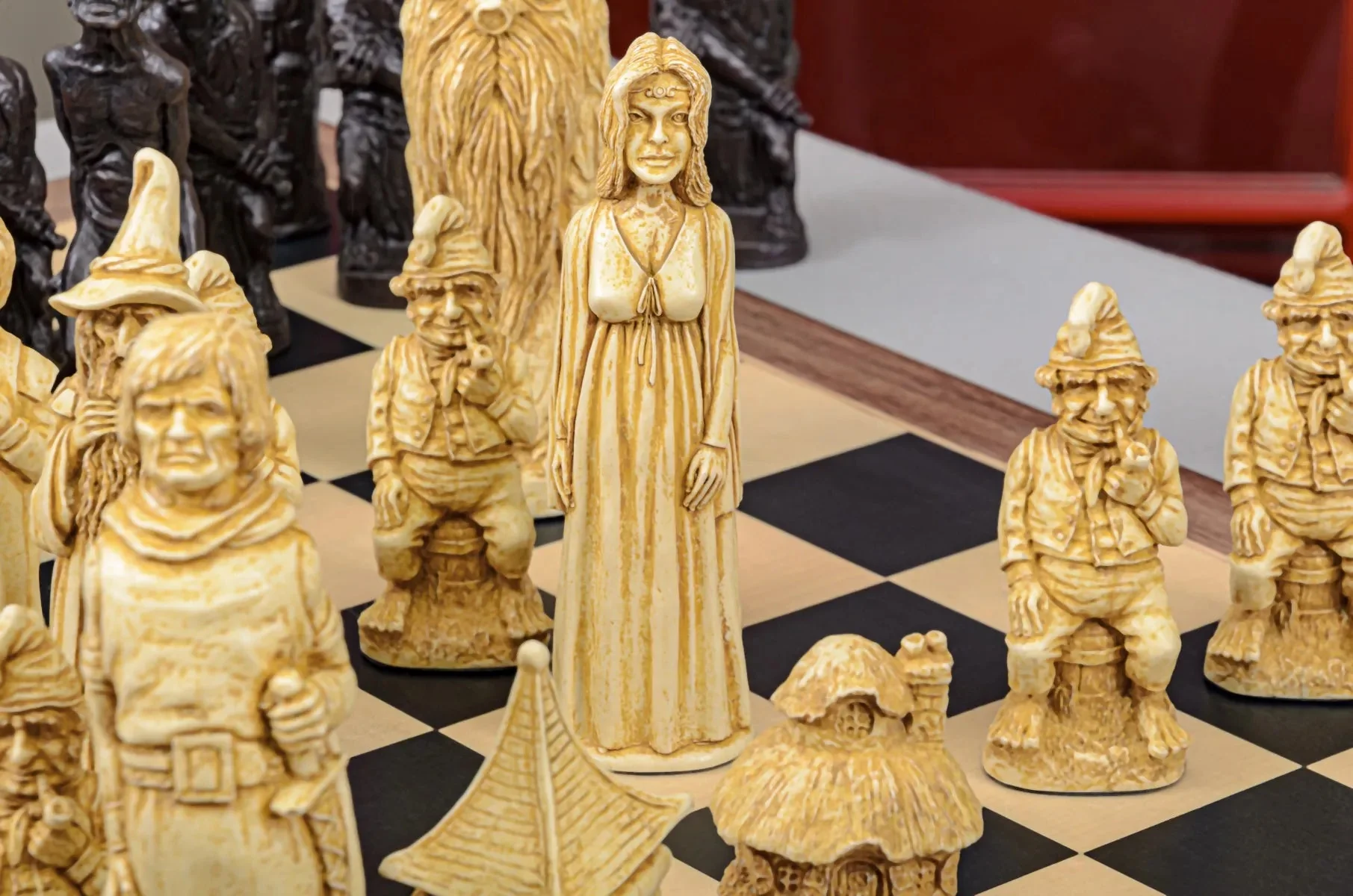 The Lord of the Rings Series Chess Pieces - 5.9" King - Brown and Natural - Image 6
