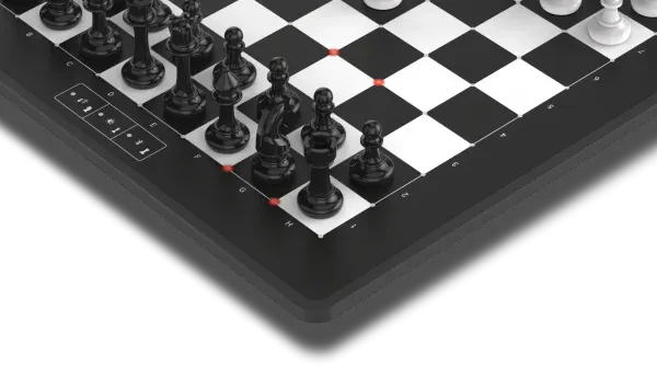Millennium eONE Electronic Chess Board for playing on chess.com - Image 2