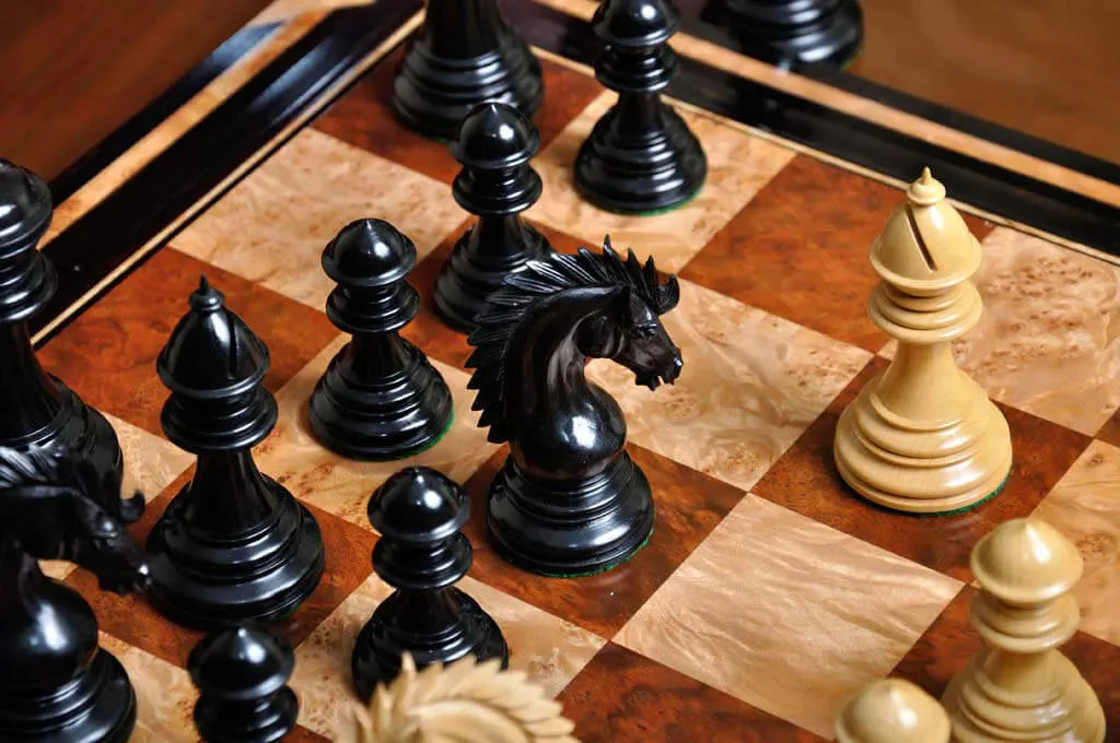 The Modena Series Luxury Chess Pieces - 4.4" King - Image 13