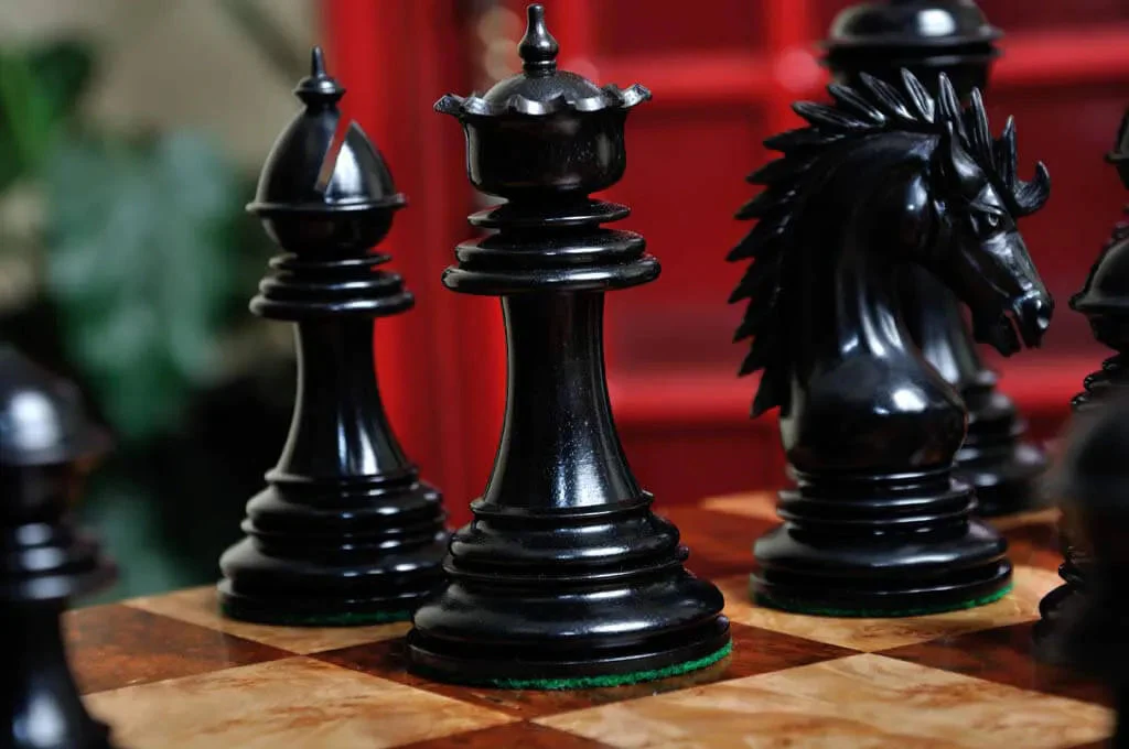The Modena Series Luxury Chess Pieces - 4.4" King - Image 19