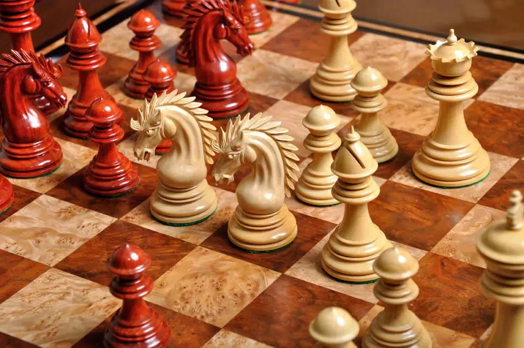 The Modena Series Luxury Chess Pieces - 4.4" King - Image 28