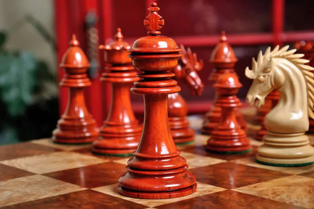The Modena Series Luxury Chess Pieces - 4.4" King - Image 29