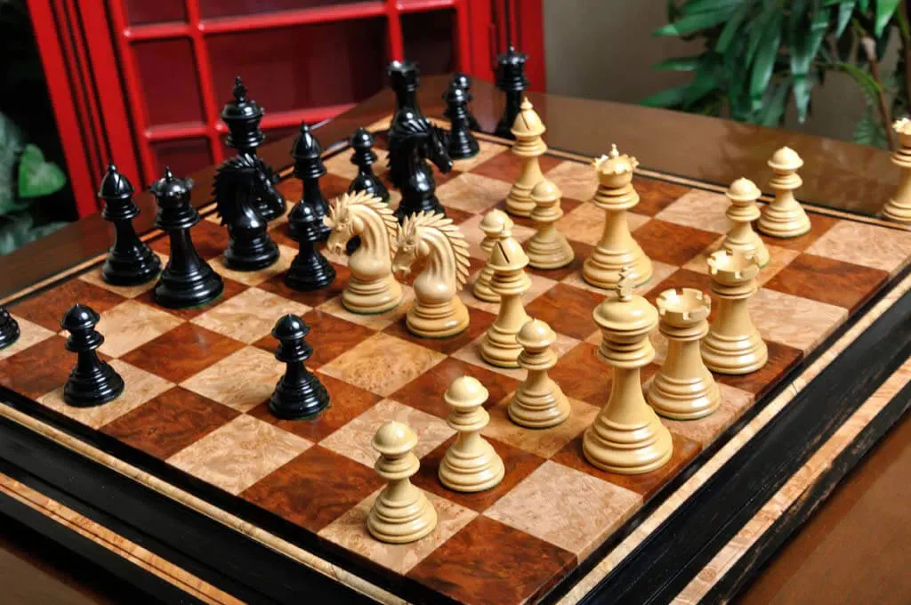 The Modena Series Luxury Chess Pieces - 4.4" King - Image 30