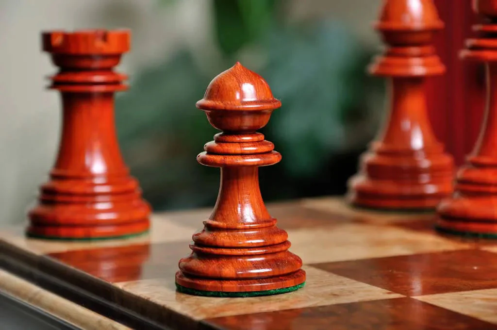 The Modena Series Luxury Chess Pieces - 4.4" King - Image 5