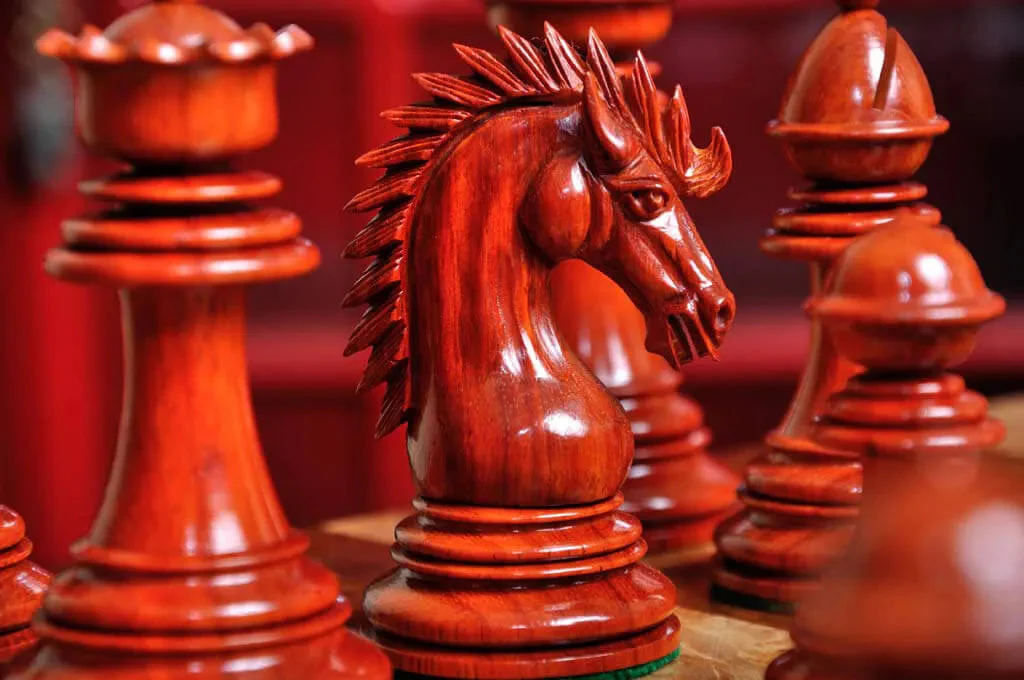 The Modena Series Luxury Chess Pieces - 4.4" King - Image 7